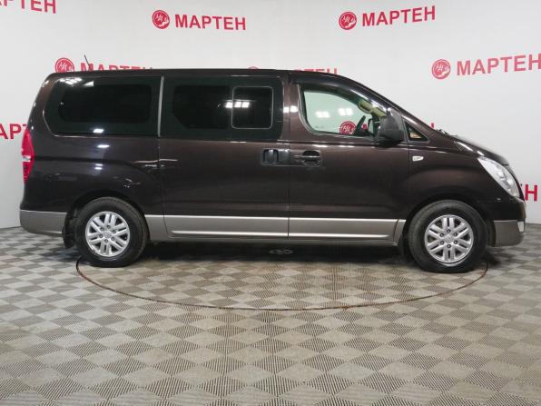 Hyundai H-1 II Рестайлинг с пробегом 2016 года, цена 2 398 000 рублей, 163997 км, минивэн, Автокод Объявления