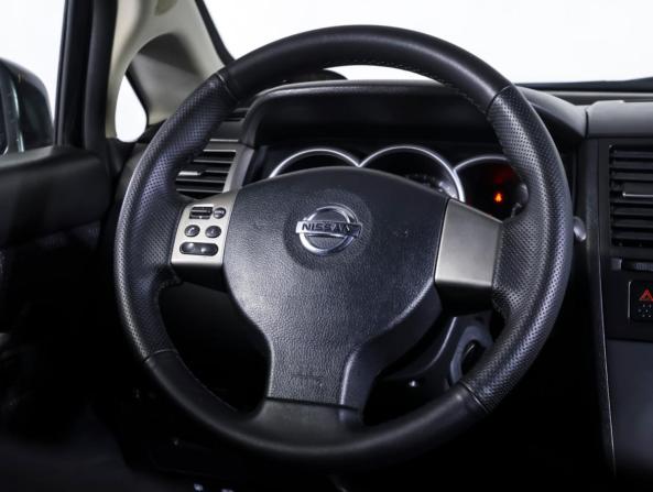 Nissan Tiida I Рестайлинг с пробегом 2011 года, цена 690 000 рублей, 245780 км, хэтчбек, Автокод Объявления