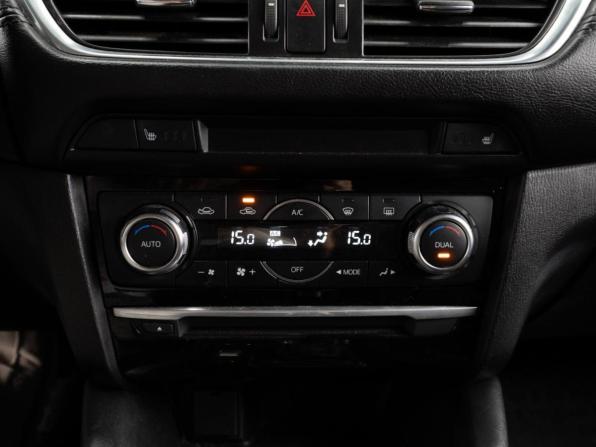 Mazda 6 III (GJ) Рестайлинг с пробегом 2016 года, цена 1 799 000 рублей, 132129 км, седан, Автокод Объявления