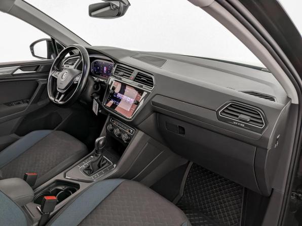 Volkswagen Tiguan II с пробегом 2019 года, цена 1 959 000 рублей, 181317 км, внедорожник, Автокод Объявления