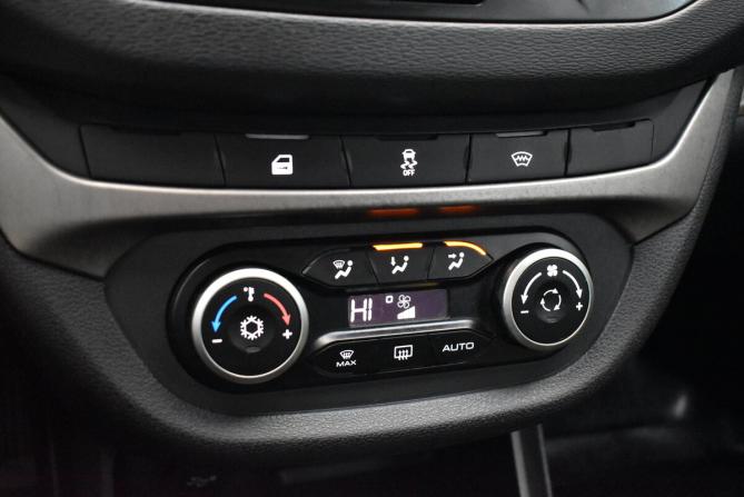 Lada (ВАЗ) Vesta I с пробегом 2018 года, цена 950 000 рублей, 100199 км, универсал, Автокод Объявления