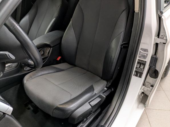 BMW 3 серии VI (F3x) Рестайлинг с пробегом 2017 года, цена 2 000 000 рублей, 95200 км, седан, Автокод Объявления