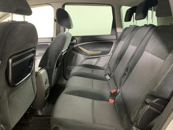 Ford C-MAX I Рестайлинг с пробегом 2008 года, цена 390 000 рублей, 266764 км, компактвэн, Автокод Объявления