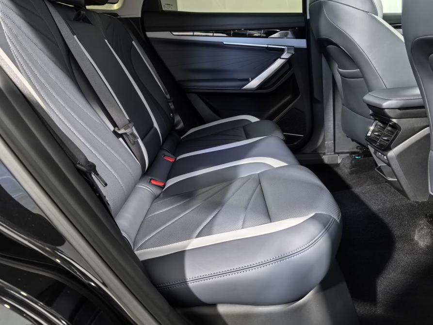 Geely Atlas II Санкт-Петербург  - изображение 15