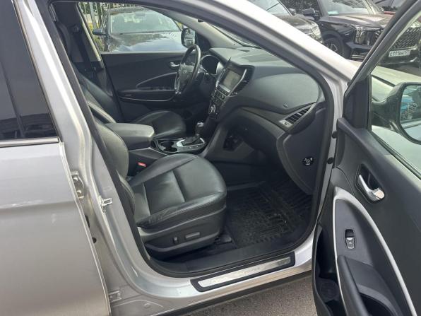 Hyundai Santa Fe III Рестайлинг с пробегом 2018 года, цена 2 399 000 рублей, 75557 км, внедорожник, Автокод Объявления