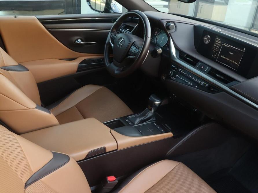 Lexus ES VII Казань  - изображение 6