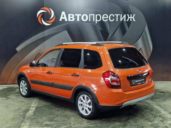 Lada (ВАЗ) Kalina II с пробегом 2018 года, цена 590 000 рублей, 161261 км, универсал, Автокод Объявления