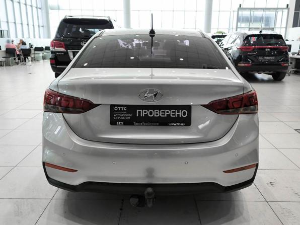 Hyundai Solaris II с пробегом 2019 года, цена 1 320 000 рублей, 110966 км, седан, Автокод Объявления