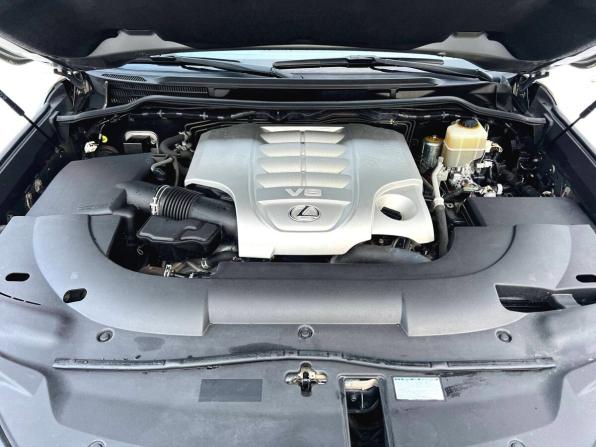 Lexus LX III Рестайлинг 2 с пробегом 2016 года, цена 7 550 000 рублей, 114067 км, внедорожник, Автокод Объявления