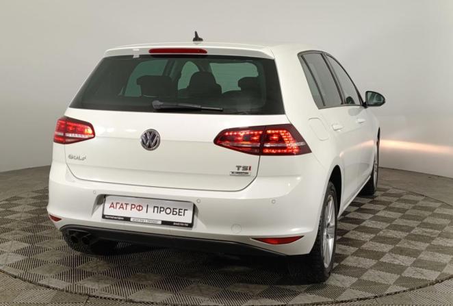 Volkswagen Golf VII с пробегом 2015 года, цена 1 020 000 рублей, 310100 км, хэтчбек, Автокод Объявления