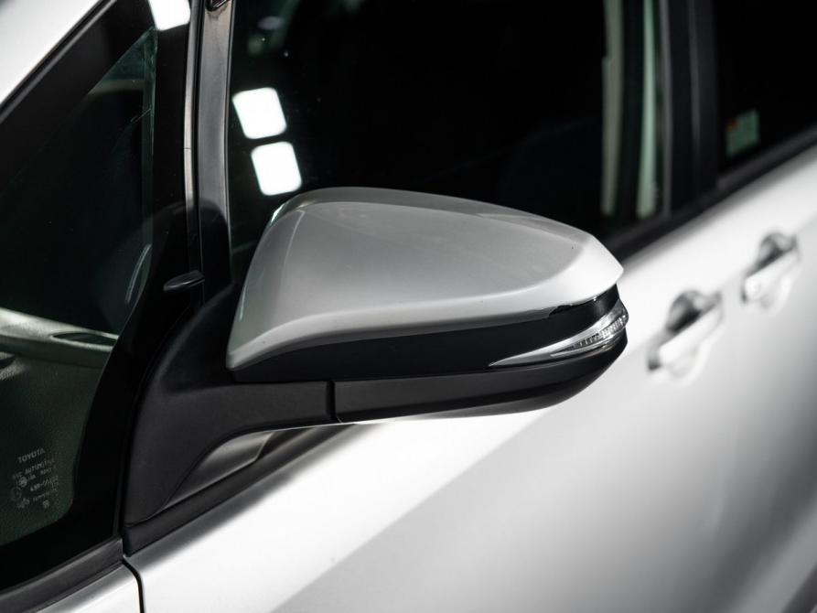 Toyota Voxy III (R80) Рестайлинг Иркутск  - изображение 20