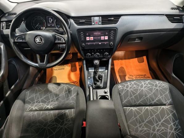 Skoda Octavia III (A7) Рестайлинг с пробегом 2019 года, цена 1 763 000 рублей, 138763 км, лифтбек, Автокод Объявления