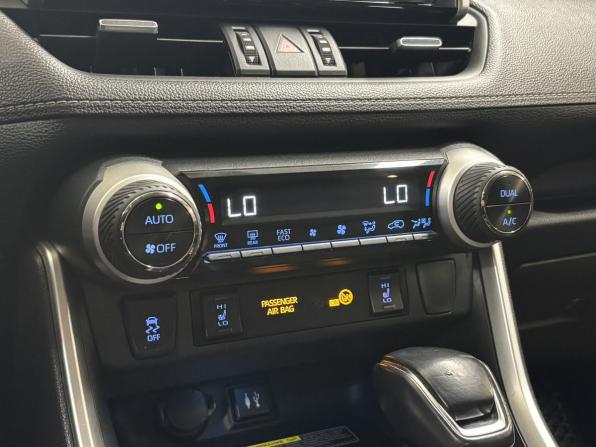 Toyota RAV4 V (XA50) с пробегом 2020 года, цена 3 330 000 рублей, 105866 км, внедорожник, Автокод Объявления