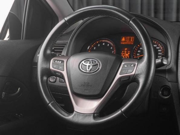 Toyota Avensis III с пробегом 2010 года, цена 999 000 рублей, 266516 км, седан, Автокод Объявления