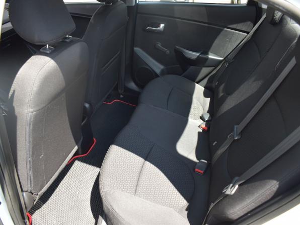 Kia Rio III Рестайлинг с пробегом 2016 года, цена 999 000 рублей, 167964 км, седан, Автокод Объявления