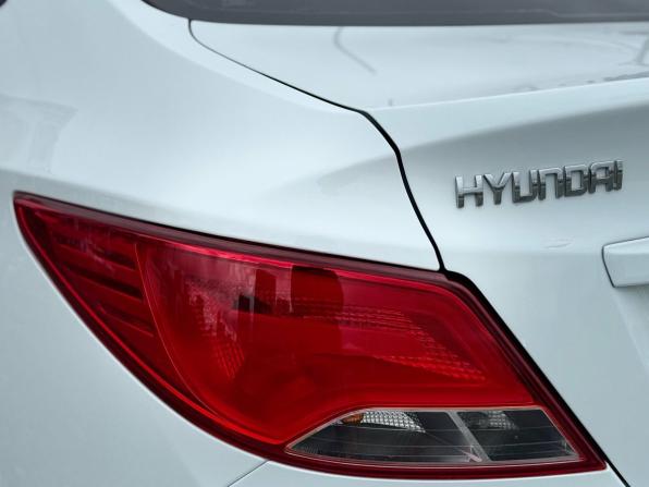 Hyundai Solaris I Рестайлинг с пробегом 2014 года, цена 999 000 рублей, 119700 км, седан, Автокод Объявления