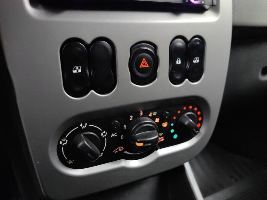 Renault Sandero I Подольск  - изображение 15