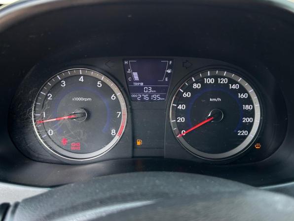 Hyundai Solaris I с пробегом 2011 года, цена 640 000 рублей, 276200 км, седан, Автокод Объявления