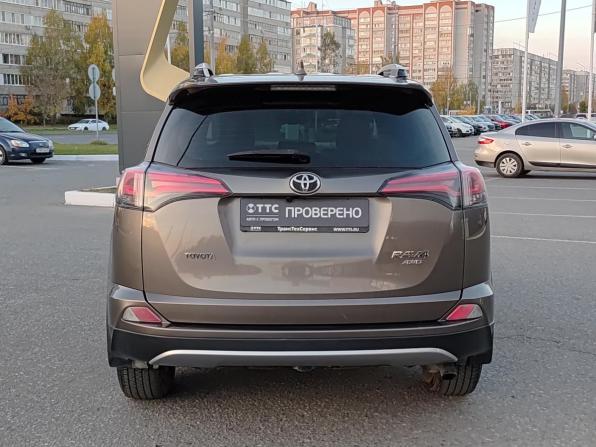 Toyota RAV4 IV (XA40) Рестайлинг с пробегом 2018 года, цена 2 250 000 рублей, 170876 км, внедорожник, Автокод Объявления