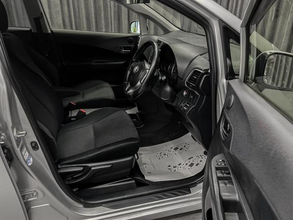 Toyota Ractis II с пробегом 2012 года, цена 849 000 рублей, 182666 км, хэтчбек, Автокод Объявления