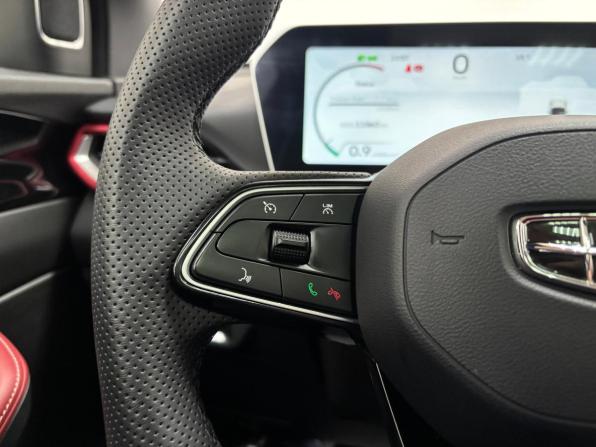 Geely Coolray I Рестайлинг с пробегом 2024 года, цена 2 227 000 рублей, 11159 км, внедорожник, Автокод Объявления