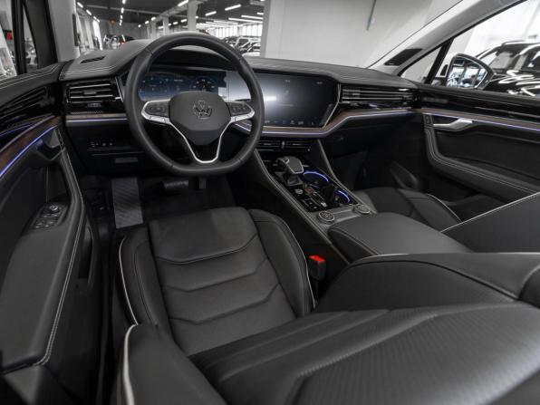 Volkswagen Touareg III Рестайлинг с пробегом 2026 года, цена 11 750 000 рублей, 18 км, внедорожник, Автокод Объявления