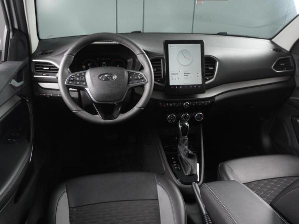 Lada (ВАЗ) Vesta I Рестайлинг (NG) с пробегом 2025 года, цена 1 852 000 рублей, 4627 км, седан, Автокод Объявления