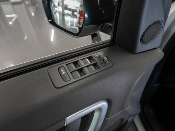 Land Rover Discovery Sport I с пробегом 2019 года, цена 2 670 000 рублей, 129986 км, внедорожник, Автокод Объявления