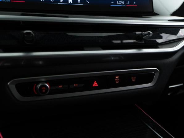BMW X5 IV (G05/G18) Рестайлинг с пробегом 2023 года, цена 12 123 434 рубля, 21275 км, внедорожник, Автокод Объявления