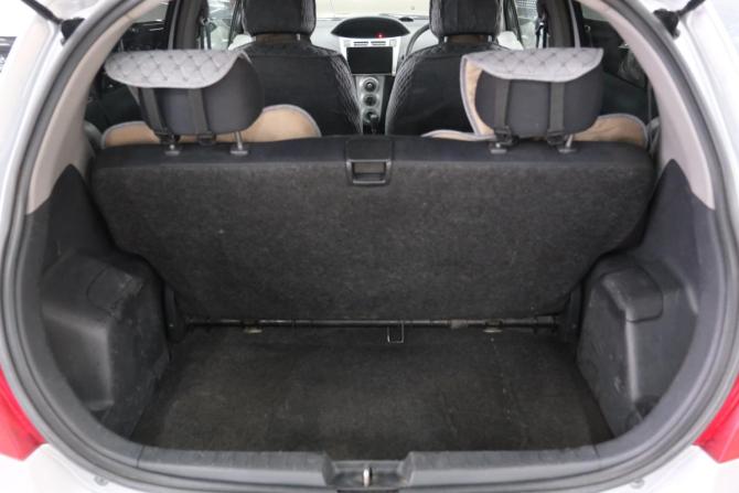 Toyota Vitz II (XP90) с пробегом 2006 года, цена 589 000 рублей, 358606 км, хэтчбек, Автокод Объявления
