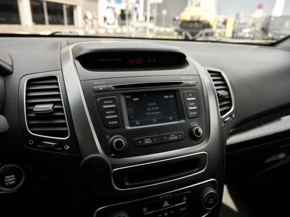 Kia Sorento II Рестайлинг с пробегом 2017 года, цена 2 578 000 рублей, 107448 км, внедорожник, Автокод Объявления