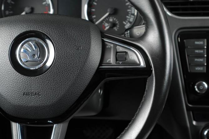 Skoda Octavia III (A7) с пробегом 2016 года, цена 1 459 000 рублей, 128425 км, лифтбек, Автокод Объявления