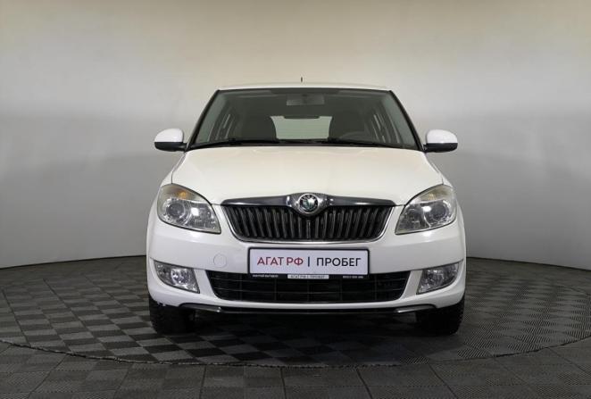 Skoda Fabia II Рестайлинг с пробегом 2011 года, цена 594 000 рублей, 198000 км, хэтчбек, Автокод Объявления