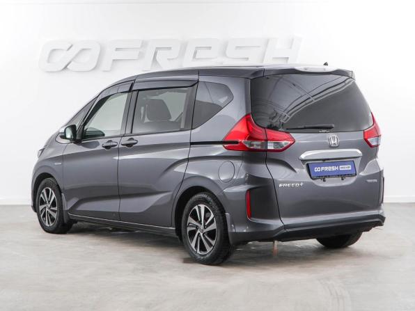 Honda Freed II с пробегом 2017 года, цена 1 400 000 рублей, 205439 км, компактвэн, Автокод Объявления