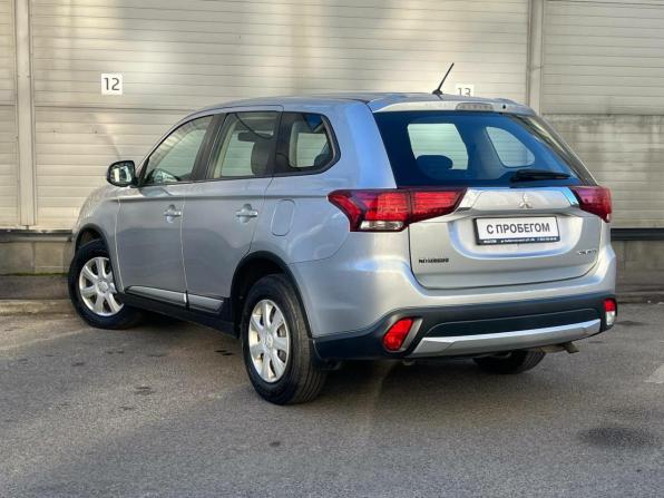 Mitsubishi Outlander III Рестайлинг 2 с пробегом 2016 года, цена 1 529 000 рублей, 178997 км, внедорожник, Автокод Объявления