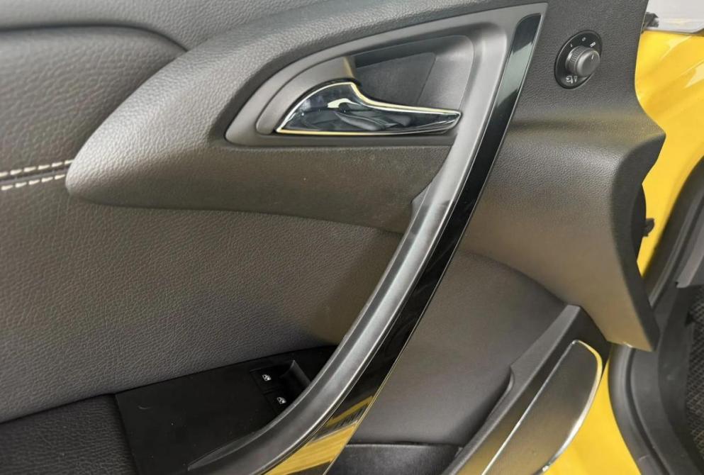 Opel Astra J Рестайлинг Киров  - изображение 13
