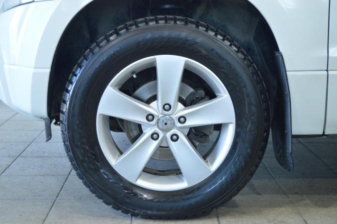 Suzuki Grand Vitara II Рестайлинг с пробегом 2011 года, цена 849 000 рублей, 222000 км, внедорожник, Автокод Объявления