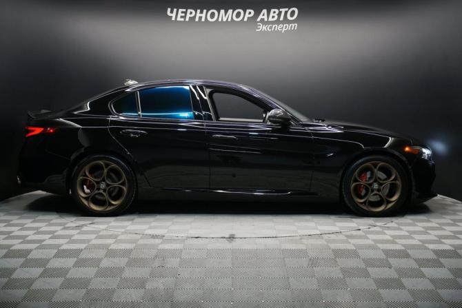 Alfa Romeo Giulia II (952) Рестайлинг с пробегом 2020 года, цена 3 550 000 рублей, 20000 км, седан, Автокод Объявления