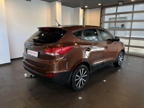 Hyundai ix35 I Рестайлинг с пробегом 2014 года, цена 1 100 000 рублей, 261826 км, внедорожник, Автокод Объявления