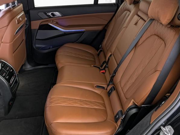 BMW X7 I (G07) Рестайлинг с пробегом 2024 года, цена 13 930 000 рублей, 13731 км, внедорожник, Автокод Объявления