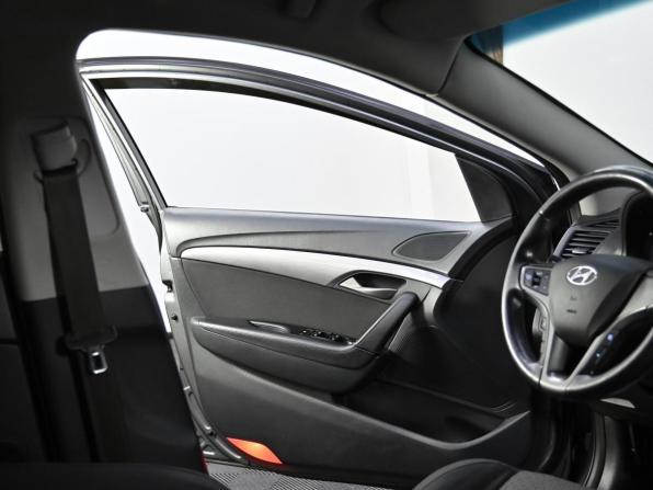 Hyundai i40 I Рестайлинг с пробегом 2015 года, цена 1 399 000 рублей, 129000 км, седан, Автокод Объявления