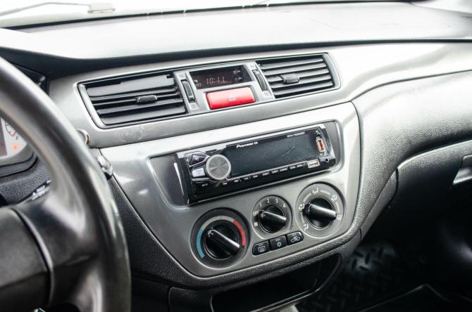 Mitsubishi Lancer IX Рестайлинг с пробегом 2007 года, цена 260 000 рублей, 305000 км, седан, Автокод Объявления