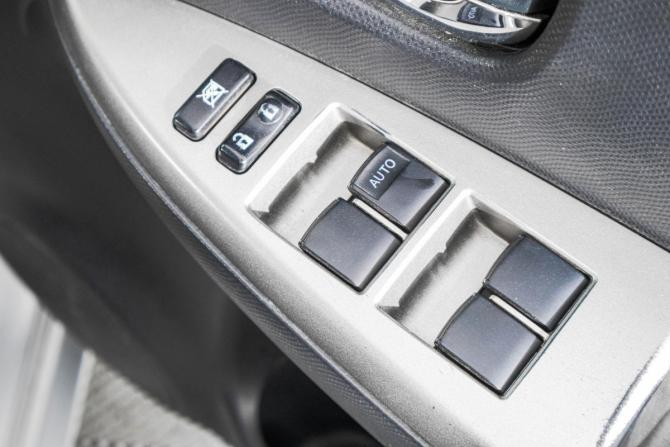 Toyota Ractis I с пробегом 2009 года, цена 599 000 рублей, 250000 км, хэтчбек, Автокод Объявления