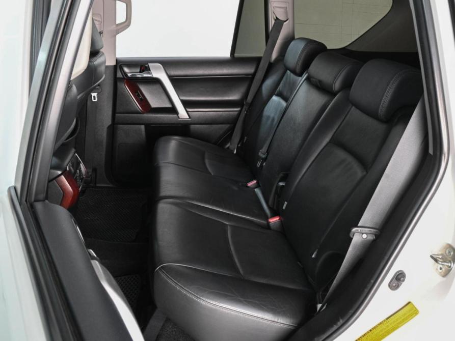 Toyota Land Cruiser Prado 150 Series Рестайлинг 1 Ростов-на-Дону  - изображение 9
