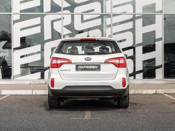 Kia Sorento II Рестайлинг с пробегом 2018 года, цена 2 150 000 рублей, 111460 км, внедорожник, Автокод Объявления