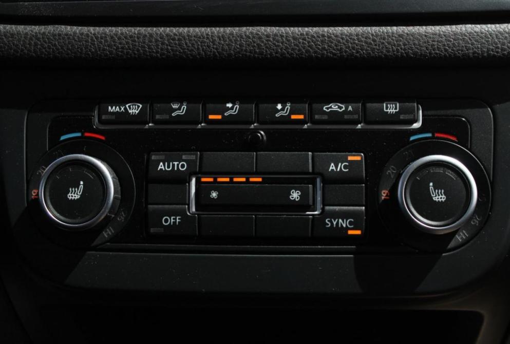 Volkswagen Tiguan I Рестайлинг Саратов  - изображение 19