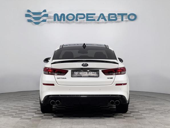Kia Optima IV Рестайлинг с пробегом 2018 года, цена 2 199 000 рублей, 98446 км, седан, Автокод Объявления