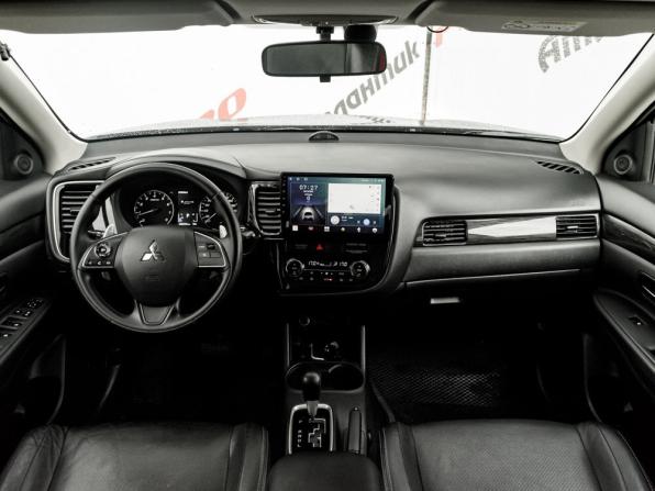 Mitsubishi Outlander III Рестайлинг 2 с пробегом 2016 года, цена 1 780 000 рублей, 209444 км, внедорожник, Автокод Объявления