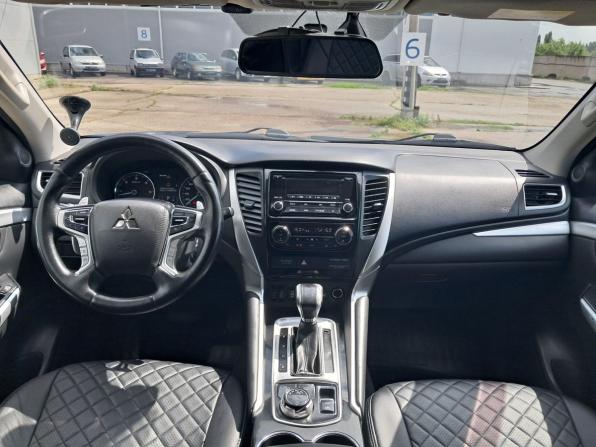 Mitsubishi Pajero Sport III с пробегом 2018 года, цена 2 490 000 рублей, 180434 км, внедорожник, Автокод Объявления