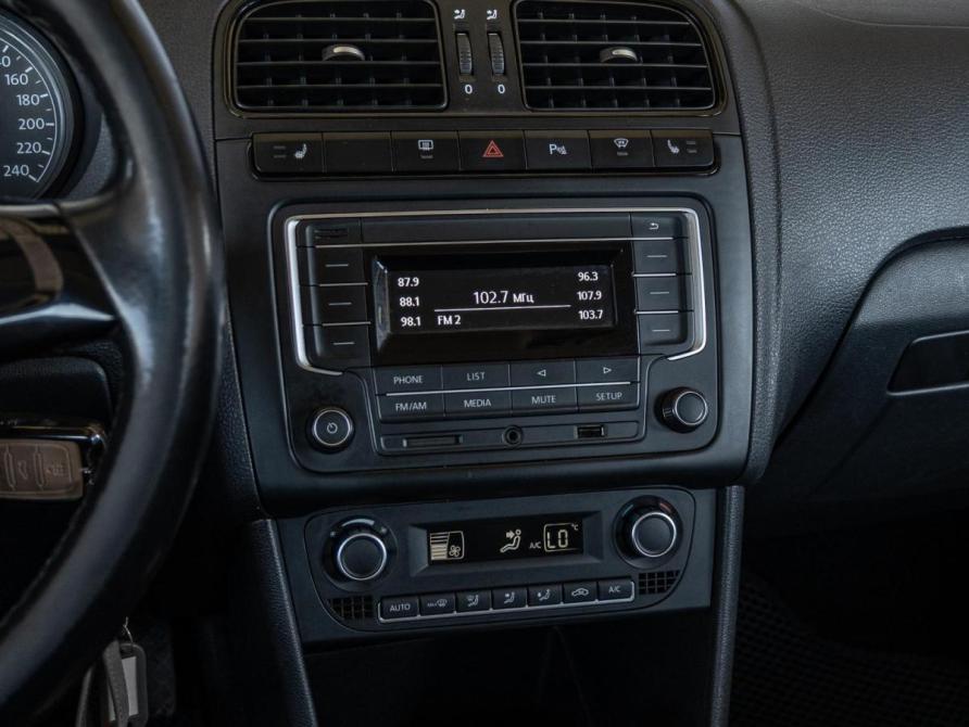 Volkswagen Polo V Рестайлинг Краснодар  - изображение 12